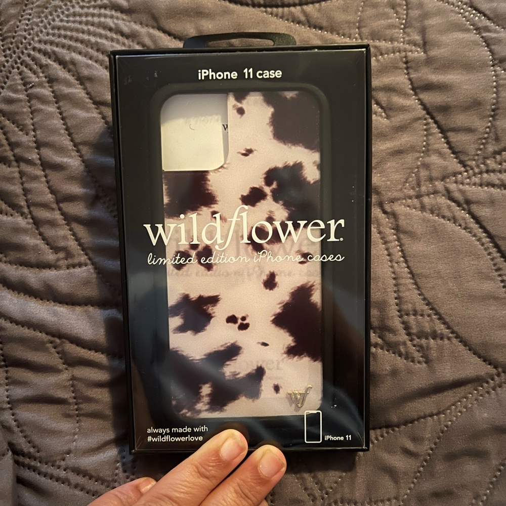 Cow Wildflower Case